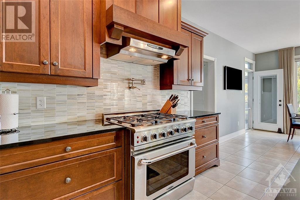 375 Ridgeside Farm Drive, Kanata, Ontario  K2W 1H3 - Photo 8 - 1363771