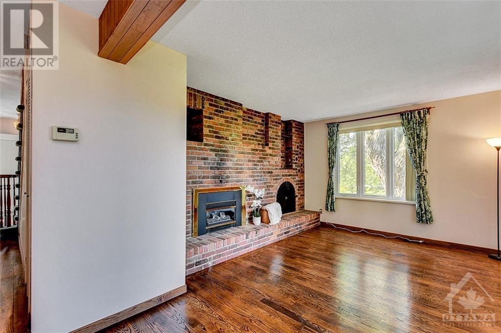 1067 Hill Street, Manotick, Ontario  K4M 1J2 - Photo 11 - 1363933