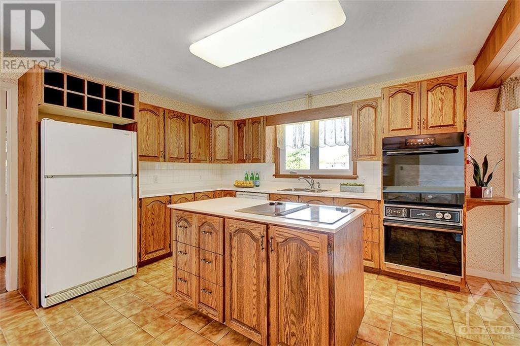 1067 Hill Street, Manotick, Ontario  K4M 1J2 - Photo 14 - 1363933