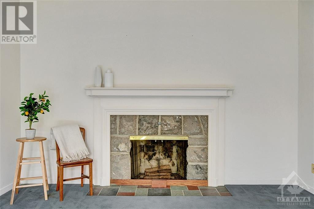1067 Hill Street, Manotick, Ontario  K4M 1J2 - Photo 6 - 1363933