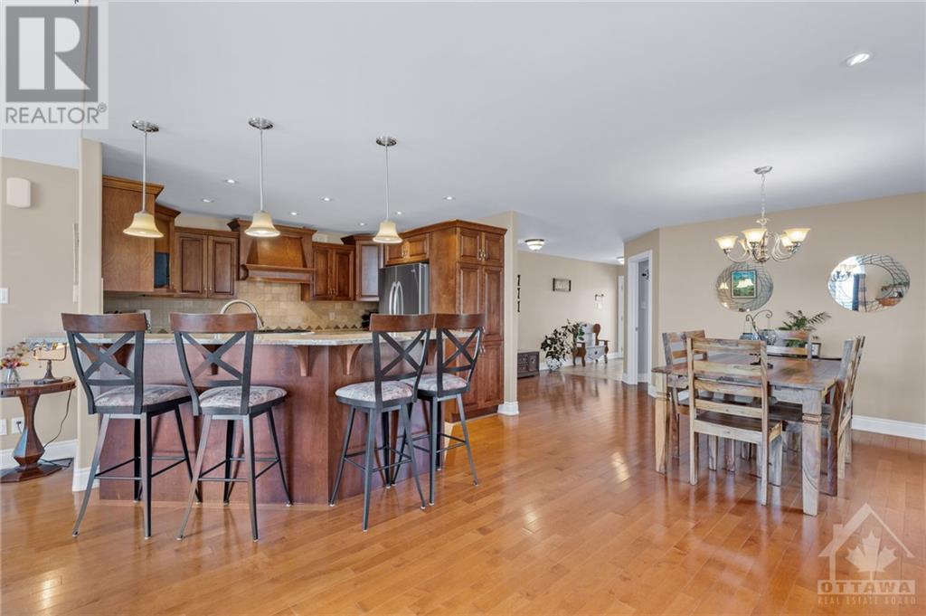 5940 Brophy Drive, Richmond, Ontario  K0A 2Z0 - Photo 5 - 1363666