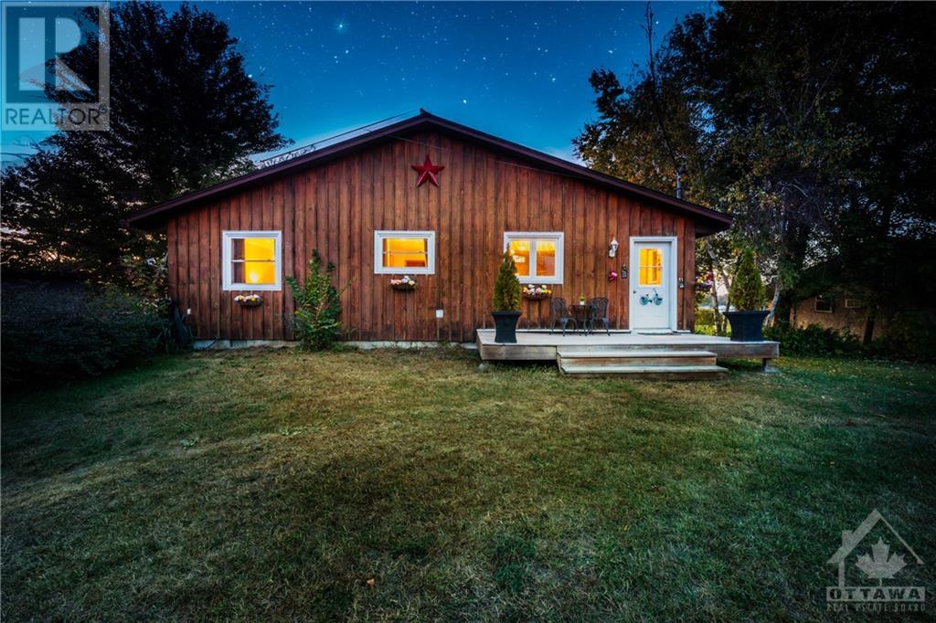 70 Corktown Lane, Merrickville, Ontario  K0G 1N0 - Photo 2 - 1364013