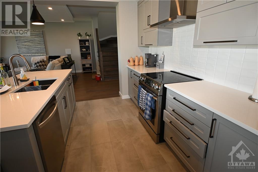 1333 Diamond Street, Rockland, Ontario  K4K 0M6 - Photo 4 - 1364125