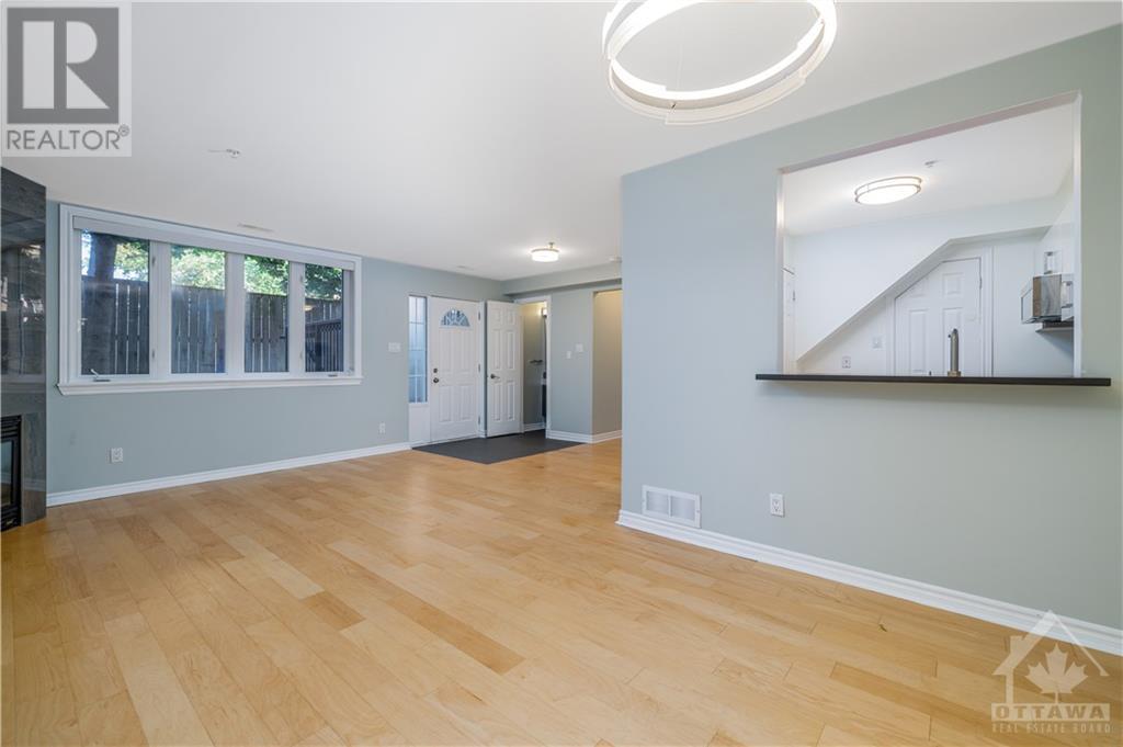 313 St Patrick Street Unit#h, Ottawa, Ontario  K1N 5K6 - Photo 4 - 1355945