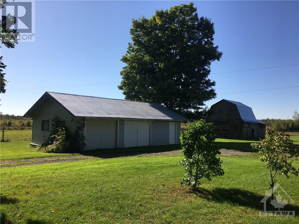 9424 South Branch Road, North Augusta, Ontario  K0G 1R0 - Photo 4 - 1364123