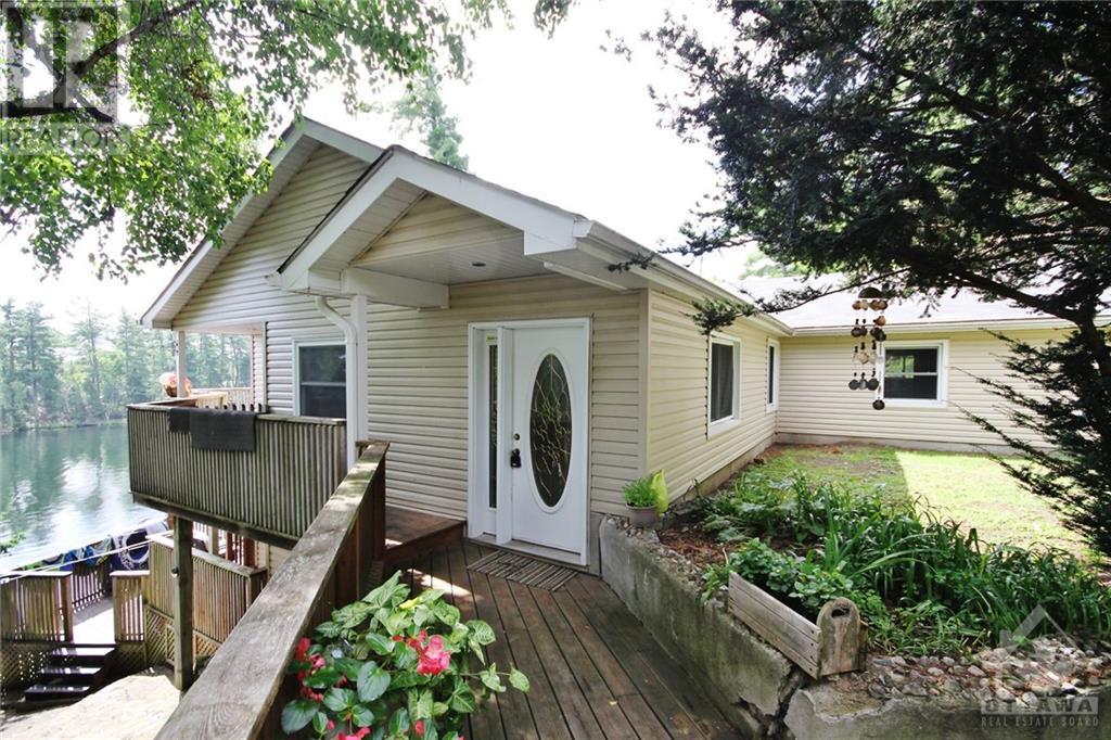 114 Macmillan Drive, Perth, Ontario  K7H 3C5 - Photo 2 - 1364121