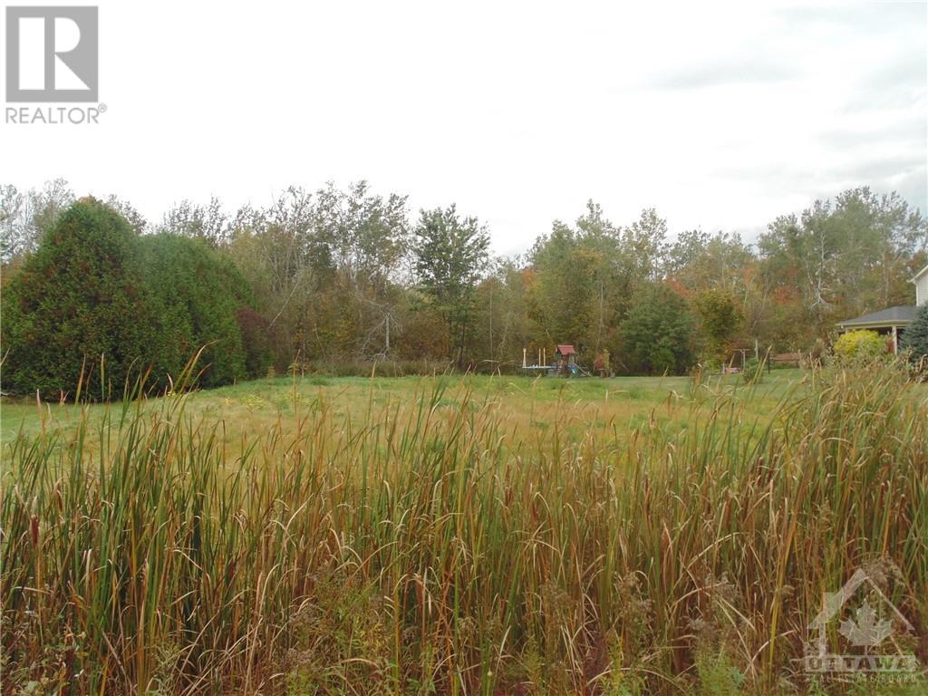 767 Mill Street, Curran, Ontario  K0B 1C0 - Photo 2 - 1364217