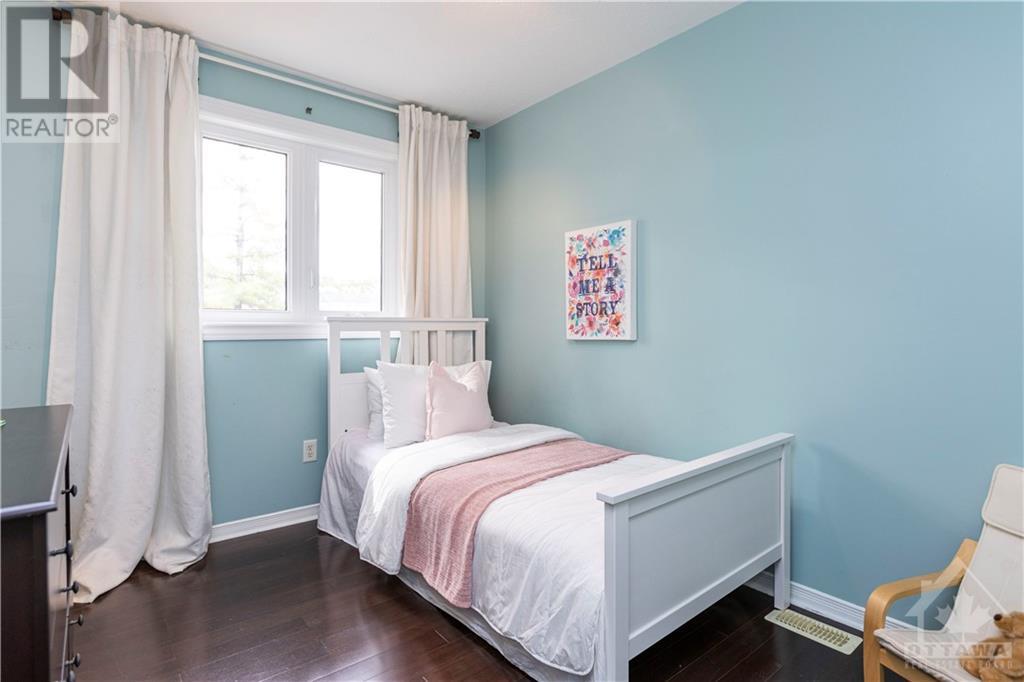 25 Newcastle Avenue, Ottawa, Ontario  K2K 3B4 - Photo 22 - 1363813