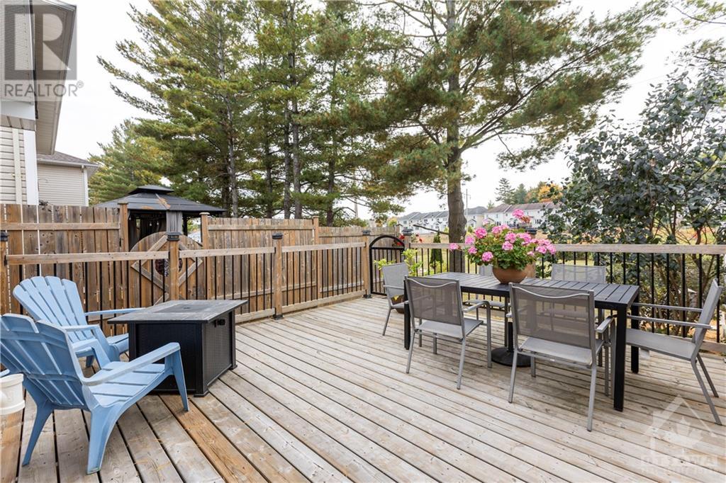 25 Newcastle Avenue, Ottawa, Ontario  K2K 3B4 - Photo 27 - 1363813