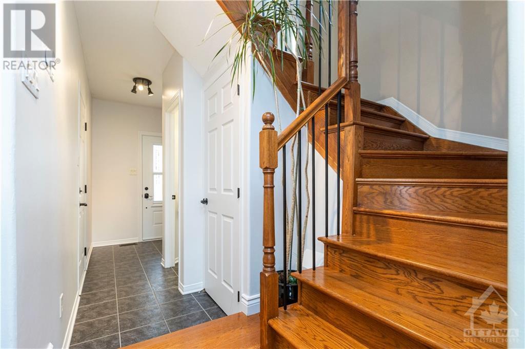 25 Newcastle Avenue, Ottawa, Ontario  K2K 3B4 - Photo 7 - 1363813