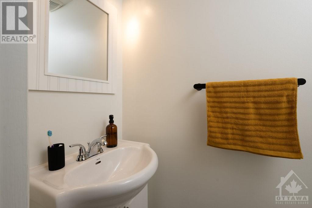 2336 Orient Park Drive Unit#42, Ottawa, Ontario  K1B 4N5 - Photo 11 - 1362961