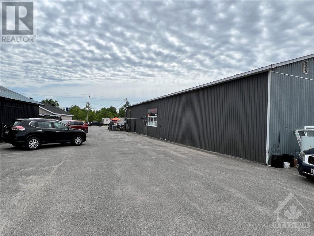 140 15 Highway, Smiths Falls, Ontario  K7A 5B8 - Photo 4 - 1364294