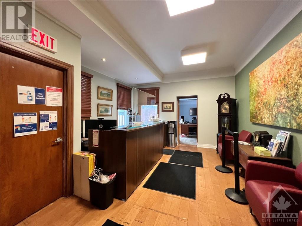 302 Waverley Street W Unit#9, Ottawa, Ontario  K2P 0W3 - Photo 2 - 1363780