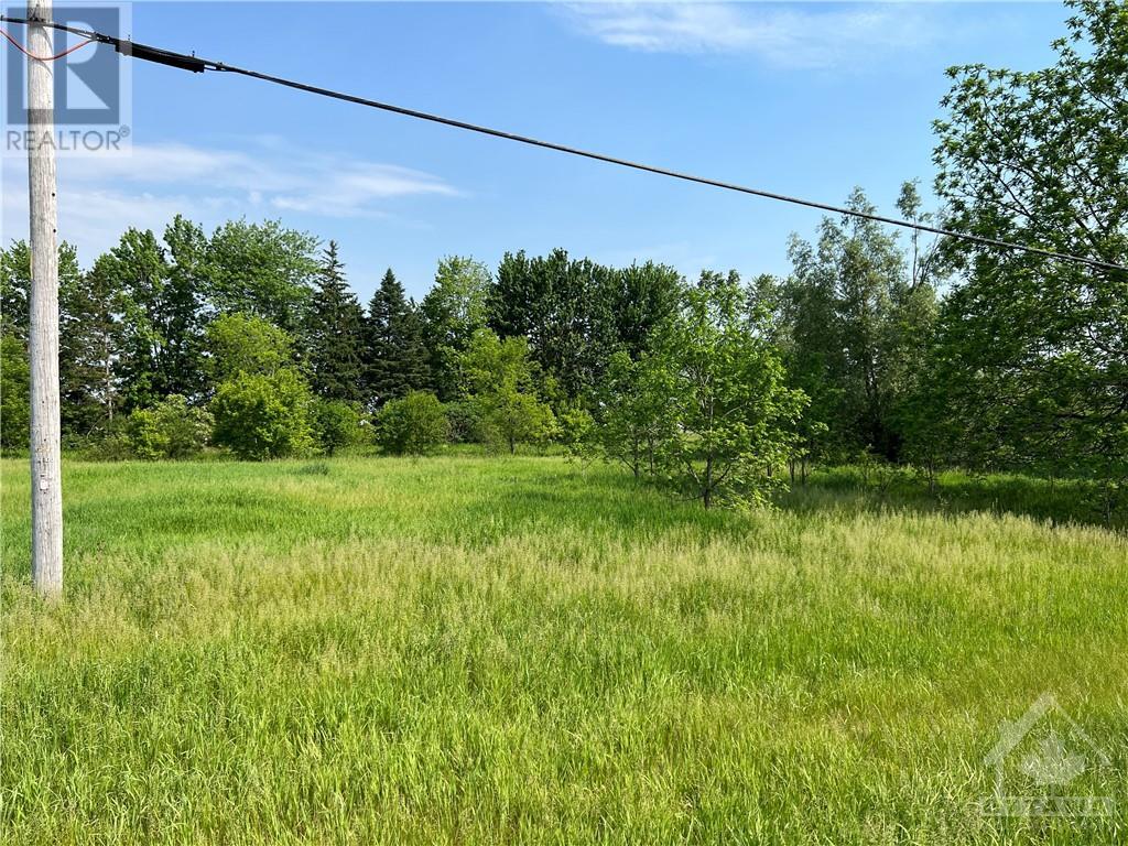 12100 County Rd 43 Highway, Winchester, Ontario  K0C 2K0 - Photo 2 - 1364312