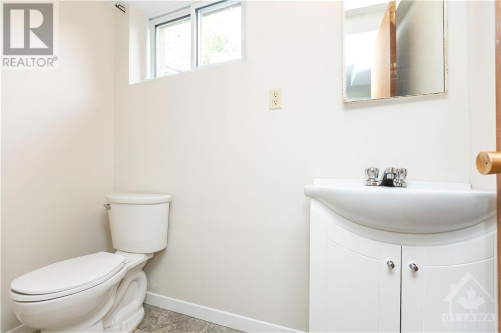 11 Ember Glow Court, Ottawa, Ontario  K2S 0S4 - Photo 23 - 1361521