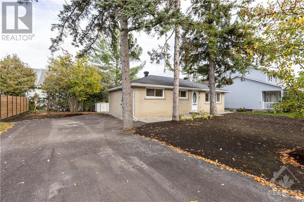 11 Ember Glow Court, Ottawa, Ontario  K2S 0S4 - Photo 3 - 1361521