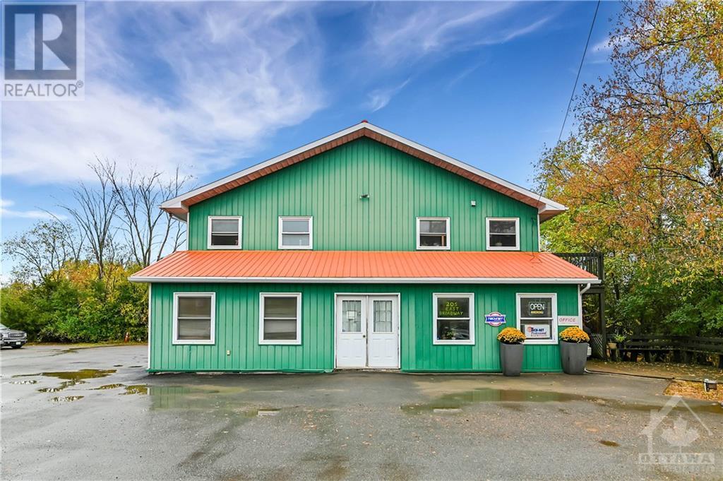 205 Broadway Street, Merrickville, Ontario  K0G 1N0 - Photo 2 - 1364178