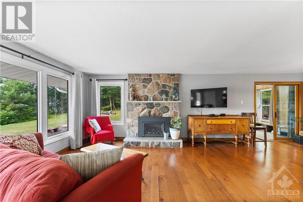 252 Lake Dore Road, Golden Lake, Ontario  K0J 1X0 - Photo 19 - 1364143