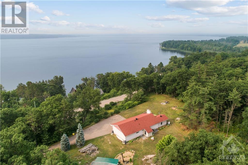 252 Lake Dore Road, Golden Lake, Ontario  K0J 1X0 - Photo 4 - 1364143