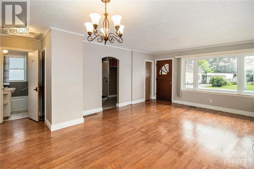 301 Elgin Street W, Arnprior, Ontario  K7S 1P8 - Photo 9 - 1364392