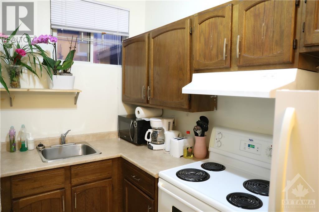 470 Lisgar Street, Ottawa, Ontario  K1R 5H3 - Photo 2 - 1364363