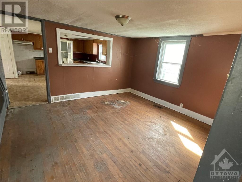 1969 Catherine Street, Rockland, Ontario  K4K 1H6 - Photo 5 - 1363572
