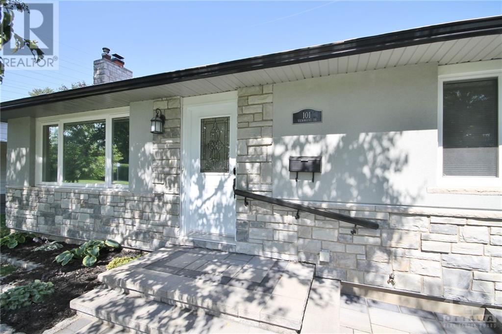 101 Viewmount Drive, Ottawa, Ontario  K2G 3B9 - Photo 2 - 1364457