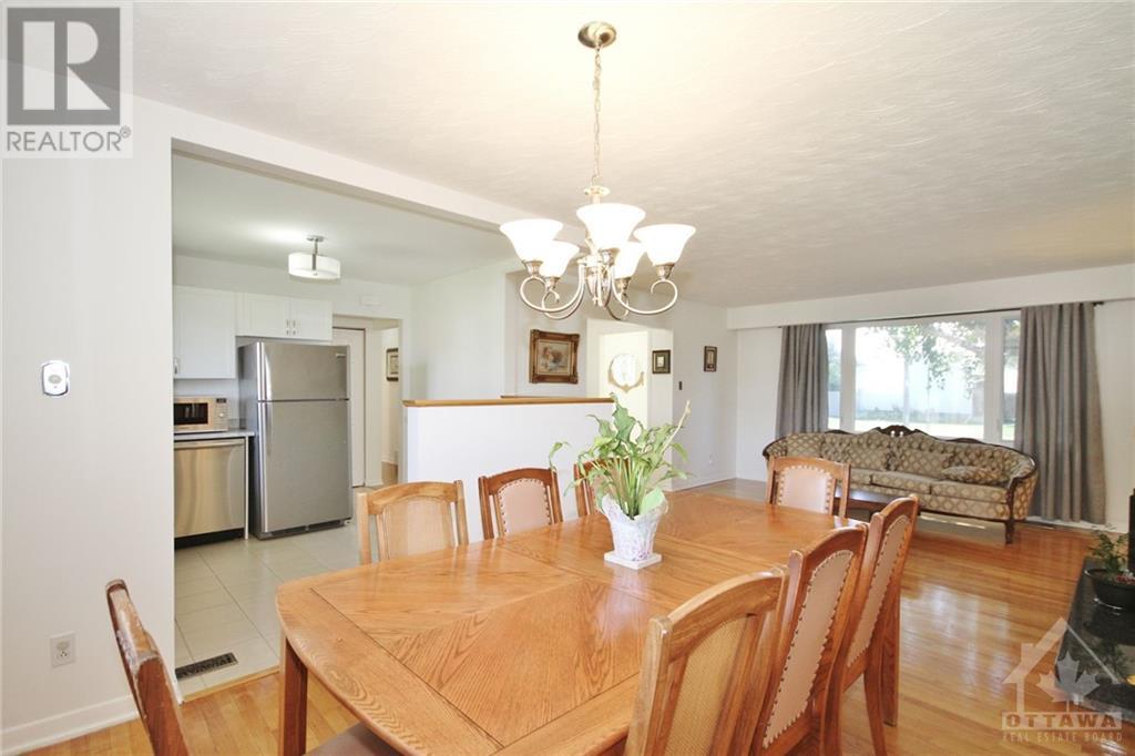 101 Viewmount Drive, Ottawa, Ontario  K2G 3B9 - Photo 8 - 1364457
