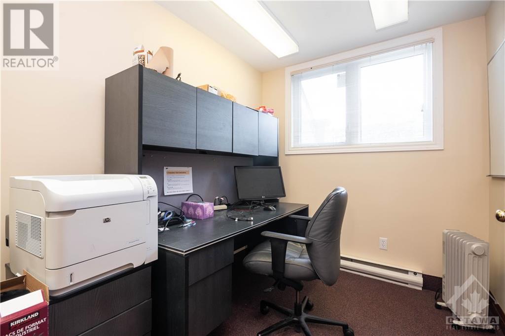 86 Centrepointe Drive, Ottawa, Ontario  K2G 6B1 - Photo 11 - 1364020