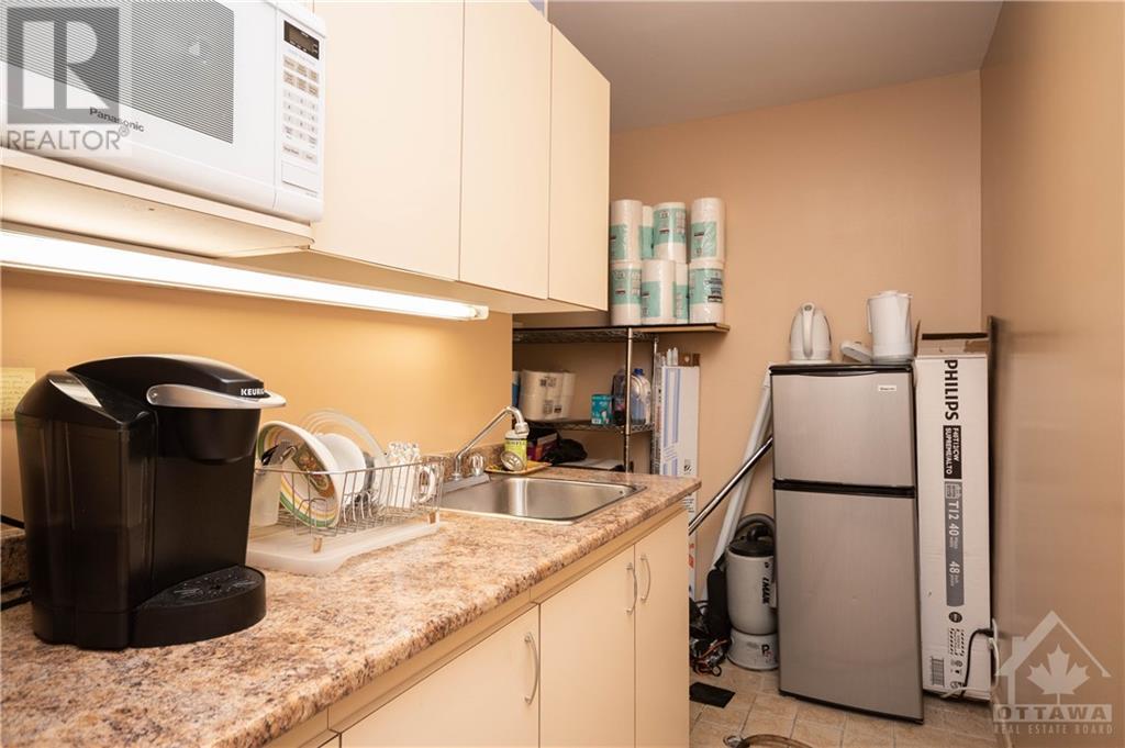 86 Centrepointe Drive, Ottawa, Ontario  K2G 6B1 - Photo 12 - 1364020