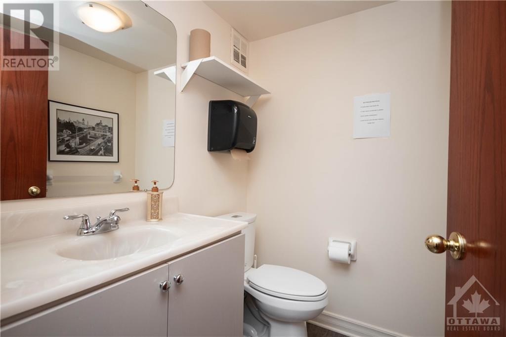 86 Centrepointe Drive, Ottawa, Ontario  K2G 6B1 - Photo 14 - 1364020