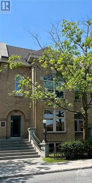 86 Centrepointe Drive, Ottawa, Ontario  K2G 6B1 - Photo 2 - 1364020