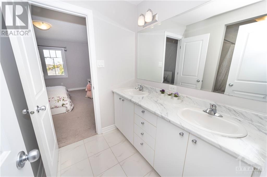 646 Eagle Crest Heights, Ottawa, Ontario  K2S 1G6 - Photo 17 - 1363134