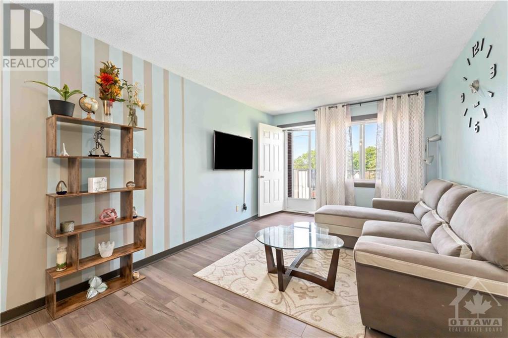 2041 Arrowsmith Drive Unit#401c, Ottawa, Ontario  K1J 7V7 - Photo 5 - 1364476