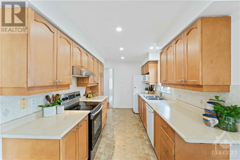 4173 Kelly Farm Drive, Ottawa, Ontario  K1T 4H8 - Photo 15 - 1363442