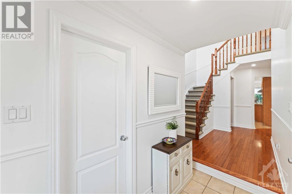 4173 Kelly Farm Drive, Ottawa, Ontario  K1T 4H8 - Photo 3 - 1363442