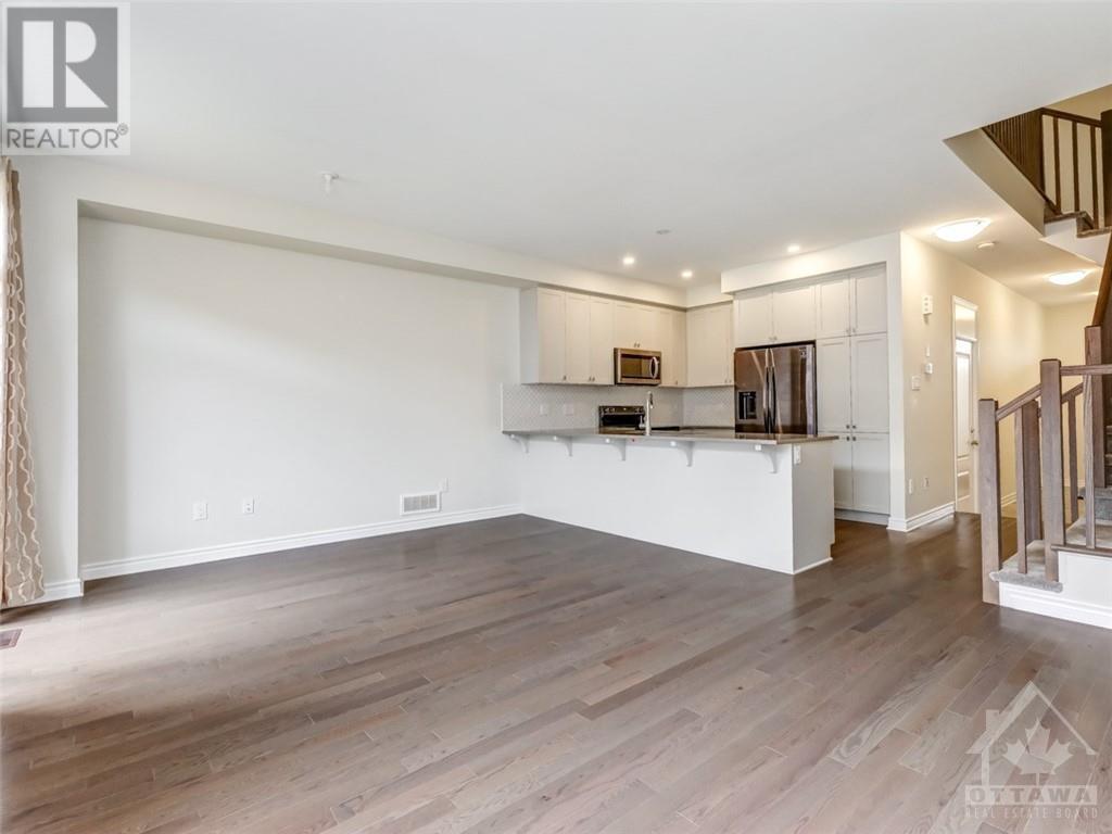 617 Taliesin Crescent, Ottawa, Ontario  K2S 2W5 - Photo 3 - 1364689