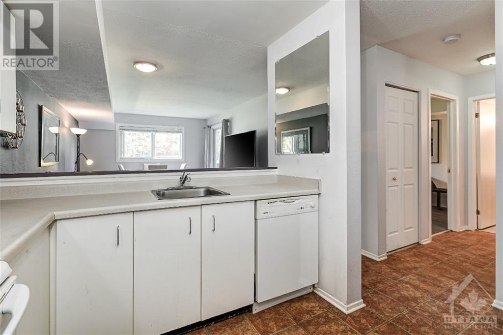 316 Lorry Greenberg Drive Unit#114, Ottawa, Ontario  K1T 2P4 - Photo 12 - 1364749