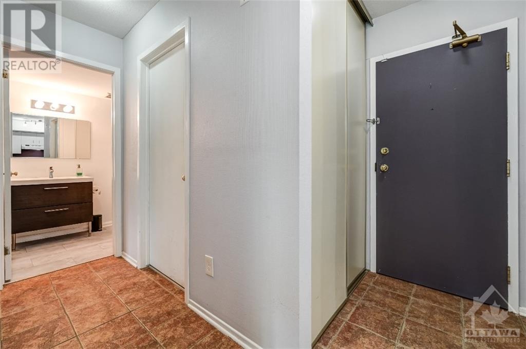 316 Lorry Greenberg Drive Unit#114, Ottawa, Ontario  K1T 2P4 - Photo 4 - 1364749
