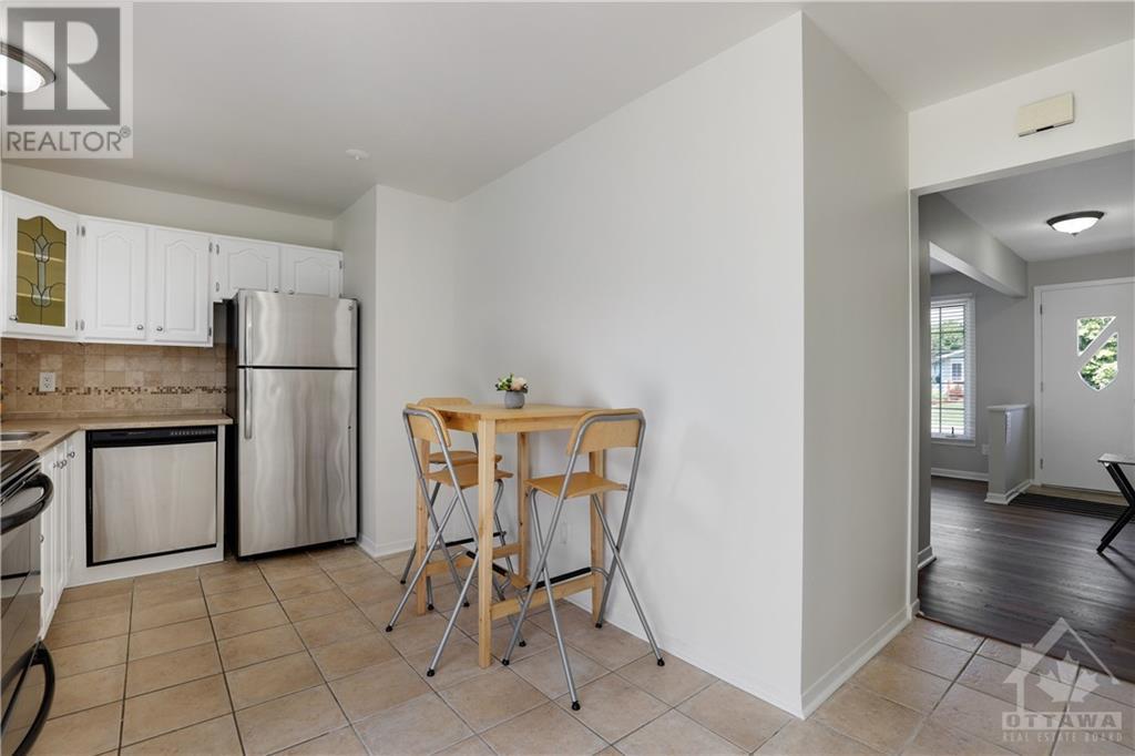 172 Lacroix Avenue, Ottawa, Ontario  K1E 1K3 - Photo 9 - 1364596