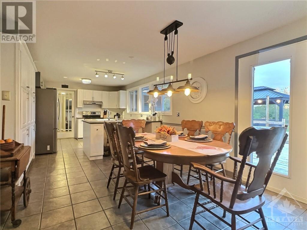 610 Latourell Road, Mountain, Ontario  K0E 1S0 - Photo 12 - 1363644