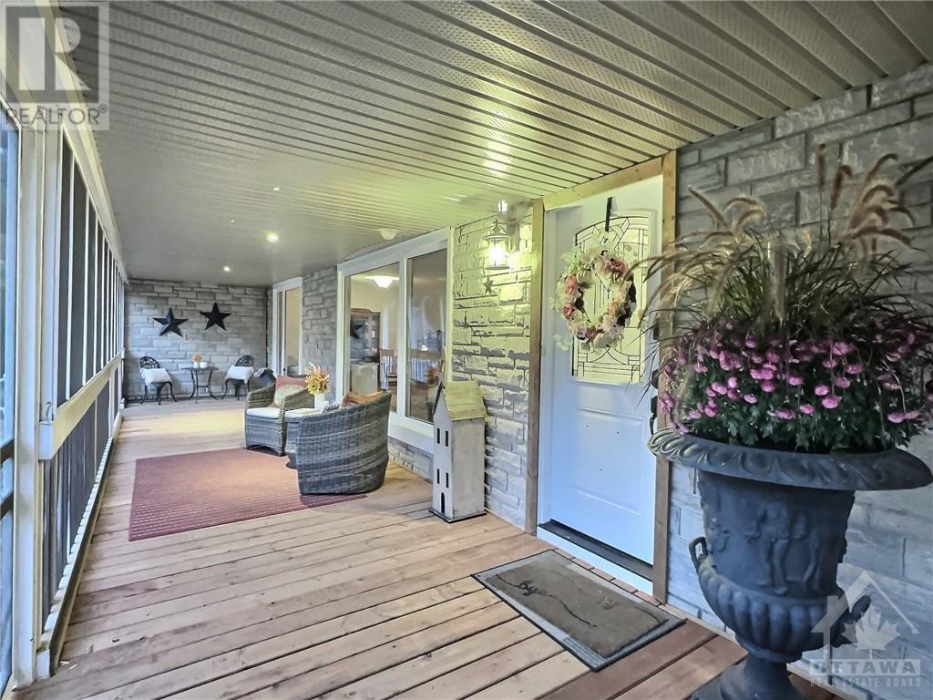 610 Latourell Road, Mountain, Ontario  K0E 1S0 - Photo 5 - 1363644