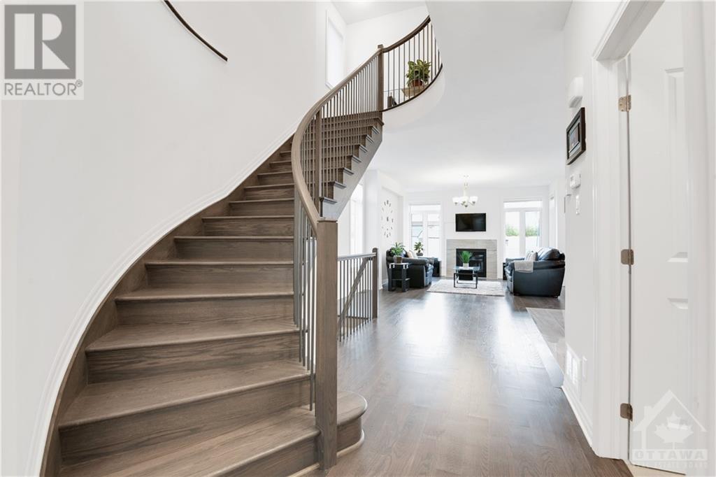 153 Esterbrook Drive, Ottawa, Ontario  K1W 0H2 - Photo 4 - 1364702
