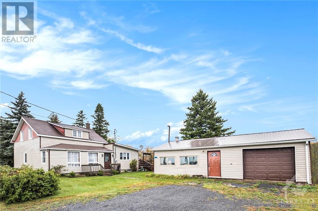 4587 3RD LINE ROAD, north lancaster, Ontario