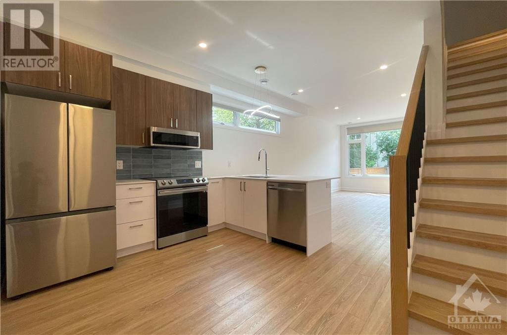 296 Presland Street, Ottawa, Ontario  K1K 2B8 - Photo 3 - 1364437