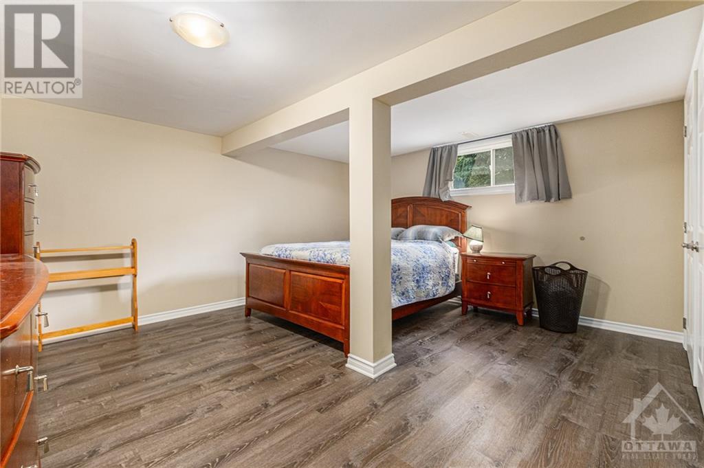 304 Oxford Street E, Kemptville, Ontario  K0G 1J0 - Photo 14 - 1364120