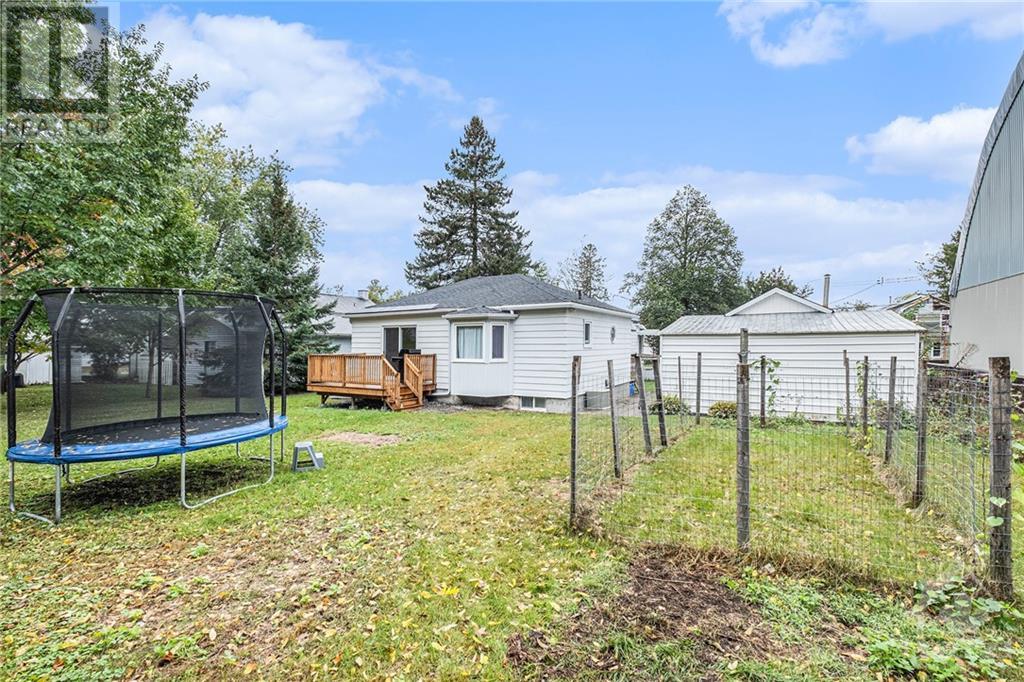 304 Oxford Street E, Kemptville, Ontario  K0G 1J0 - Photo 27 - 1364120