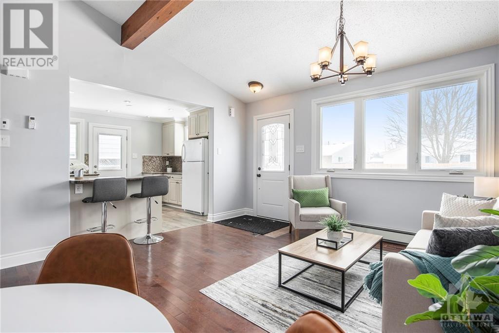 39 Shouldice Crescent, Kanata, Ontario  K2L 1M8 - Photo 4 - 1361858