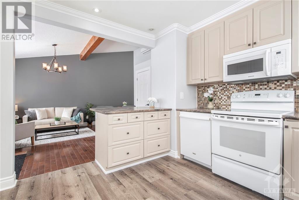39 Shouldice Crescent, Kanata, Ontario  K2L 1M8 - Photo 8 - 1361858