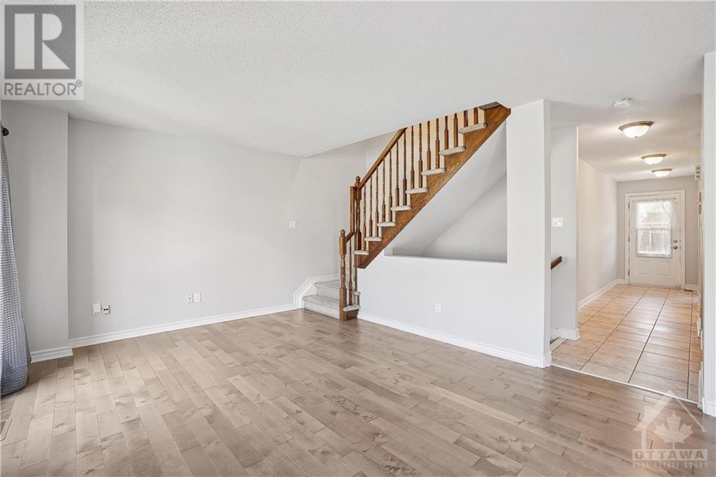 2478 Esprit Drive, Orleans, Ontario  K4A 0S3 - Photo 3 - 1352371